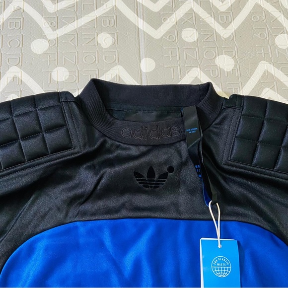 Adidas limited edition $150 soccer long sleeve fashion padded jersey shirt small - Picture 12 of 12